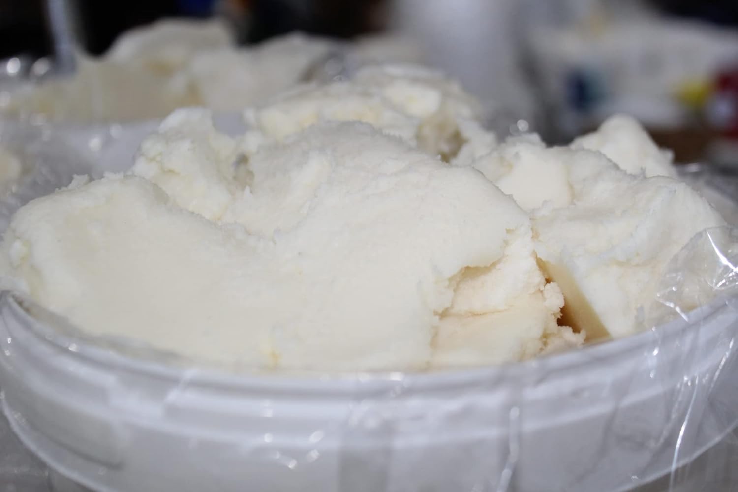 3CAYG 5lb Pail White Refined Shea Butter Deoderized Skin and Hair Body Butter Use for Soapmaking and Whipped Body Butter - Image 4