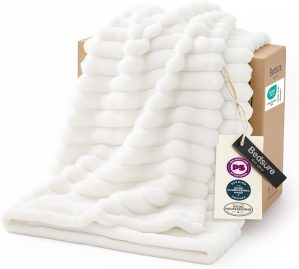 Bedsure GentleSoft White Throw Blan...