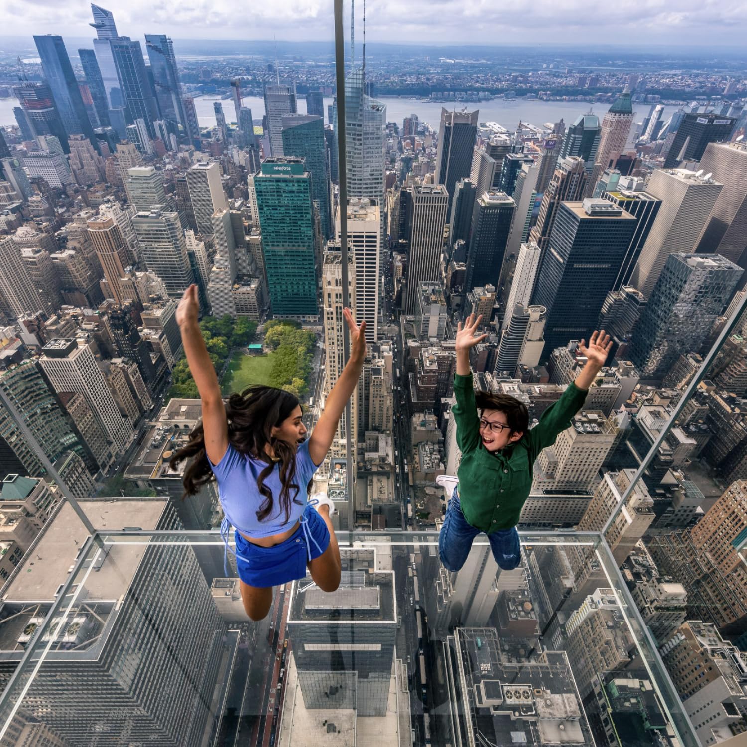 Giftory Summit One Vanderbilt NYC Experience Gift for Two, Date Night Idea | Manhattan Skyline Observation Deck, No Expiration Voucher, Anniversary, Wedding, Birthday Gift Box - Image 6