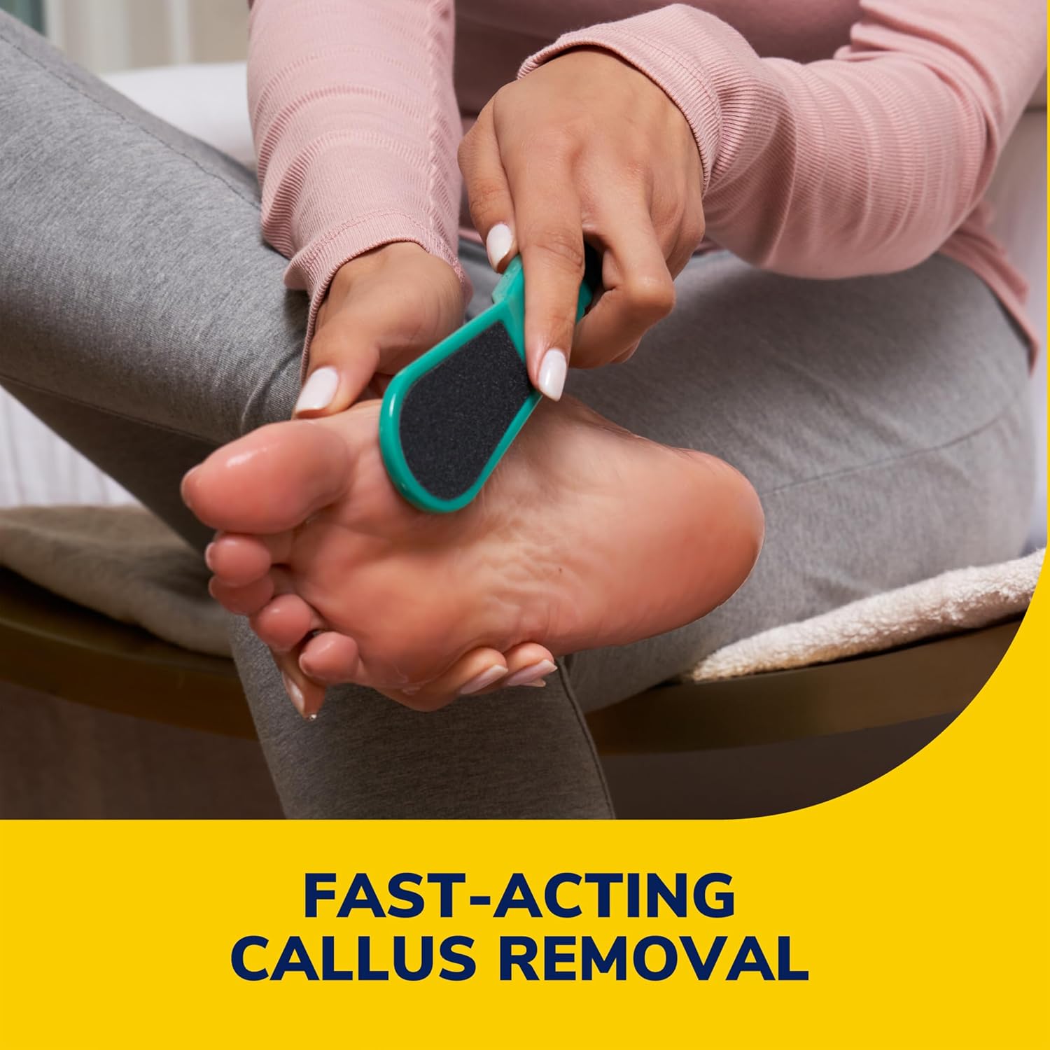 Dr. Scholl's Fast Acting Callus Remover Gel Kit, Hard Skin Removal, Smooth Soft Feet in Minutes, Salon Professional Formula, Mess Free Application, Exfoliating Foot File Pedicure Tool Included - Image 6