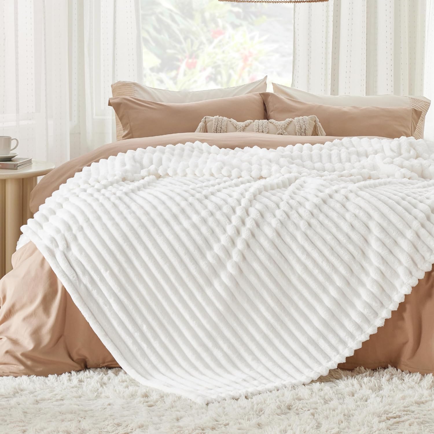 Bedsure Soft Cozy King Size Fleece Blankets for Bed Off White 108"x90" | Birthday Gifts for Women Mom Her, Warm Lightweight Cozy Fluffy Throw Blanket Sofa, Dorm Room Home Decor, Machine Washable - Image 4