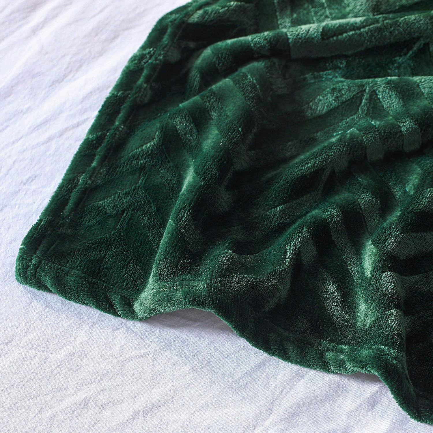 Whale Flotilla Flannel Fleece Fall Bed Blanket Queen Size, Emerald Green | Lightweight Breathable Soft Bedspread, Plush Fluffy Coverlet Chevron Design Decorative Blanket for Home Life, 90x90 Inch - Image 8