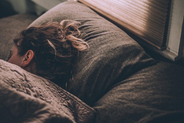 Why Quality Sleep Matters for Your Mood, Energy and Confidence